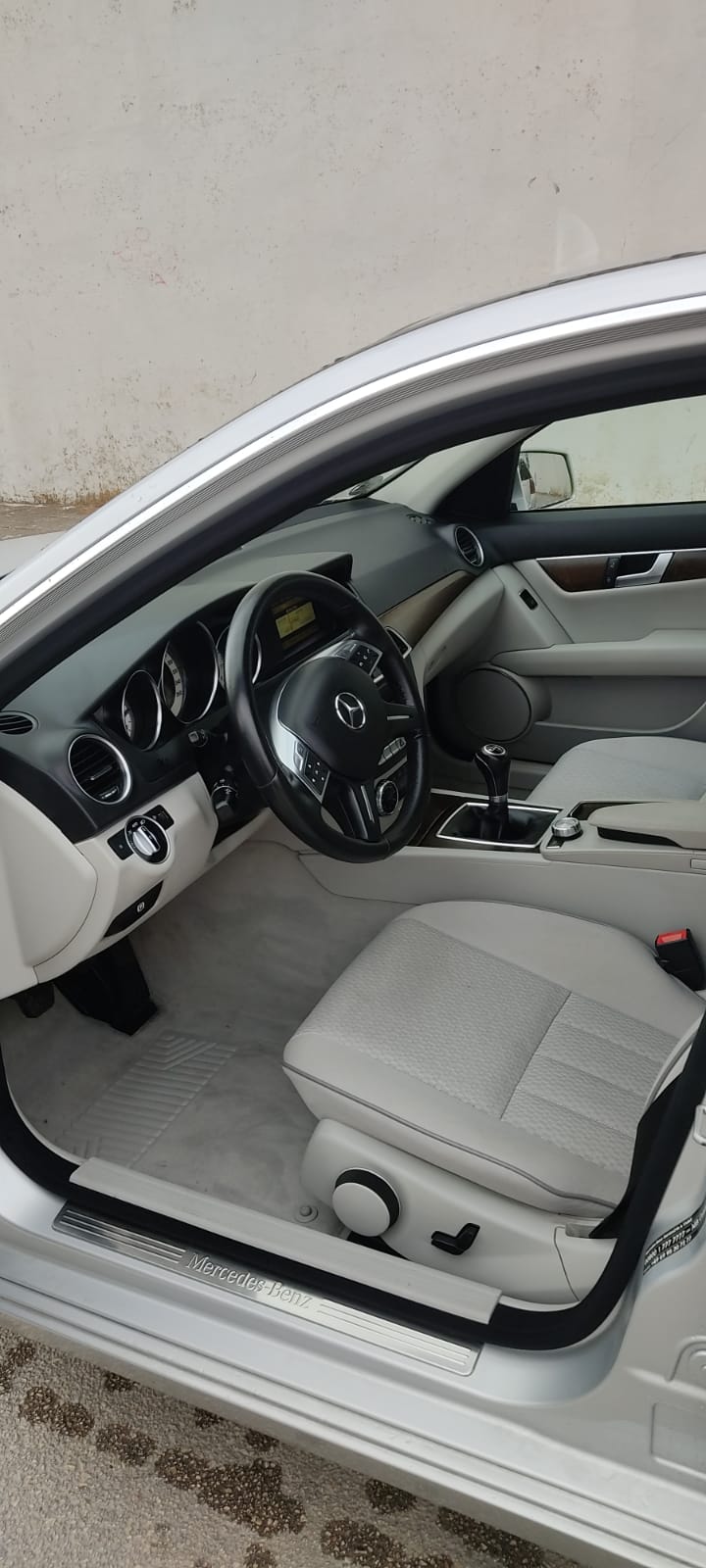 Mercedes Benz clase c180