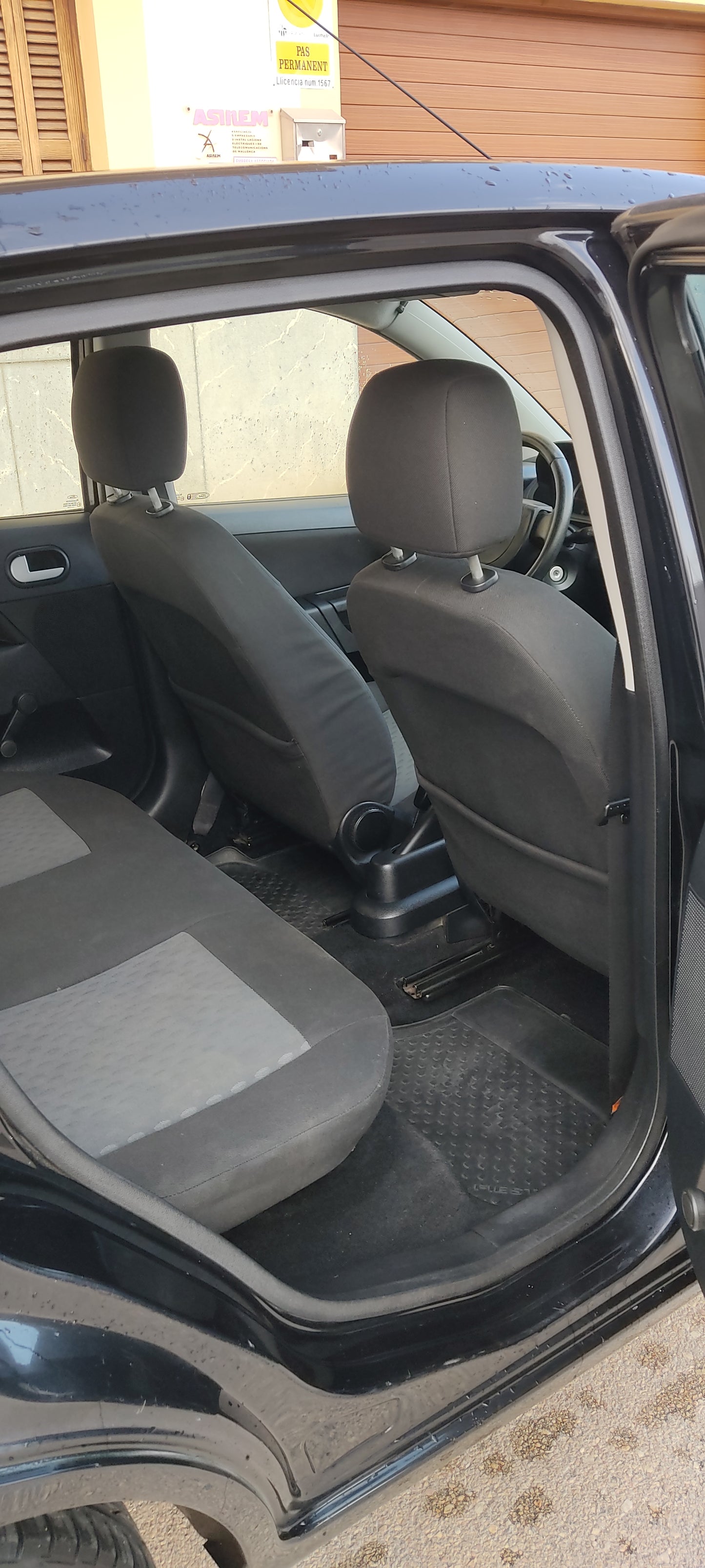 Ford fiesta 1.4 HDI 70mil km reales