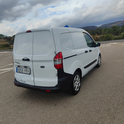 Ford Transit courier