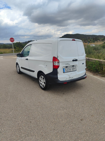 Ford Transit courier