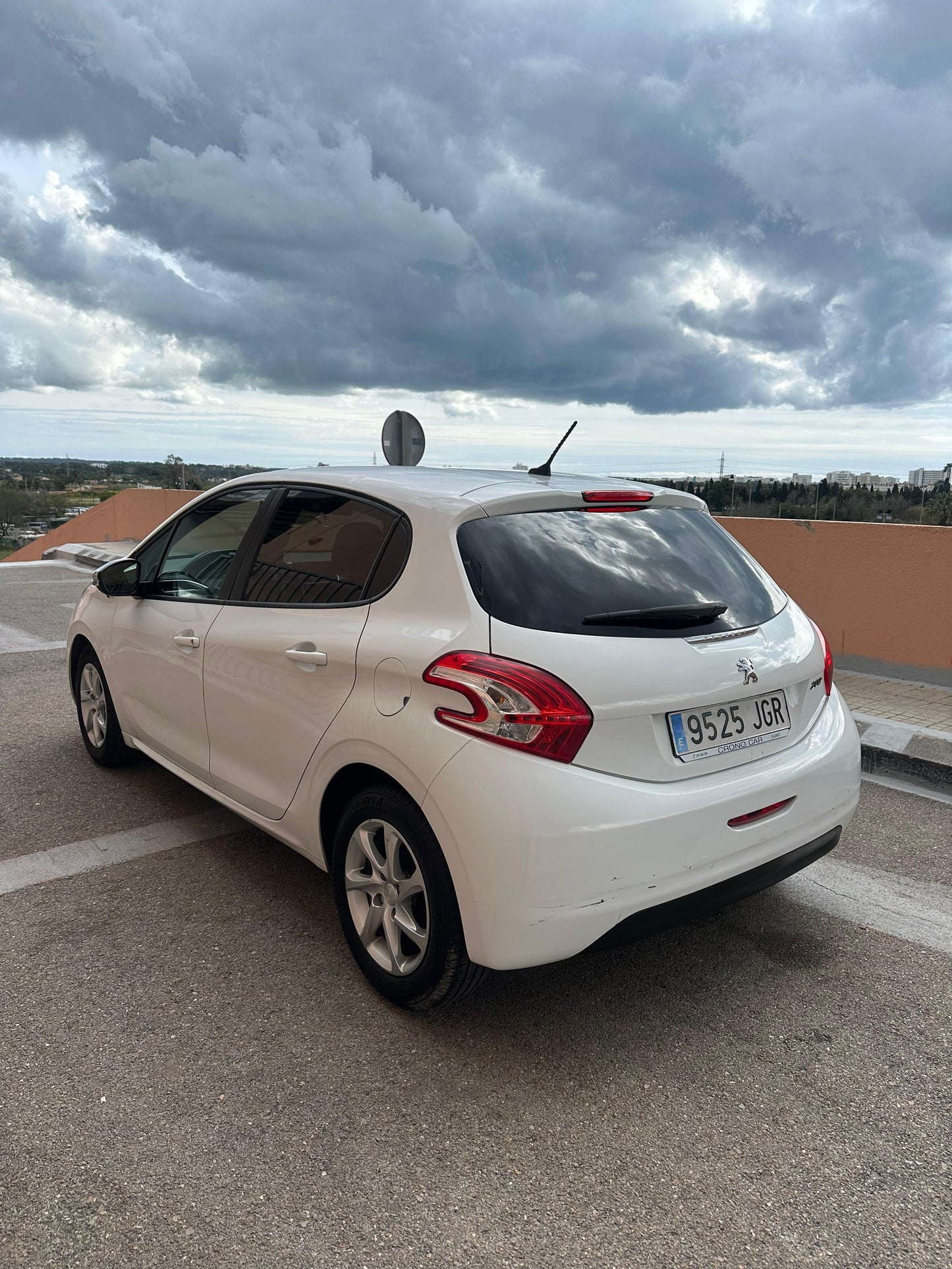 Peugeot 208 1.4hdi