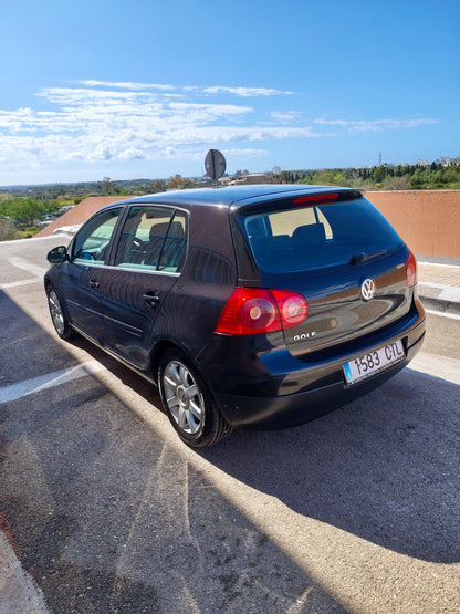 Volkswagen Golf 1.6