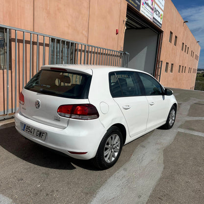 Volkswagen Golf 1.6 TDI