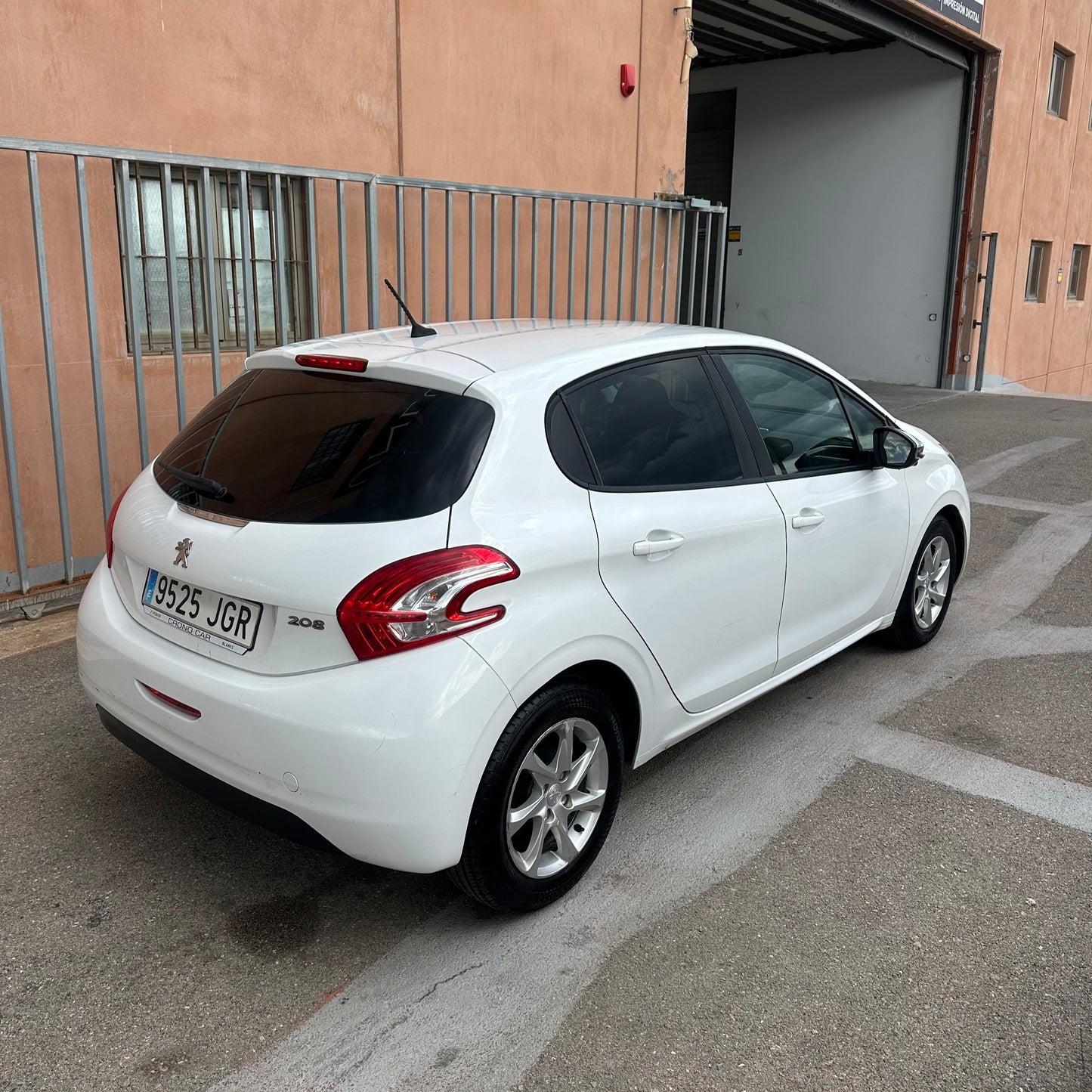Peugeot 208 1.4hdi