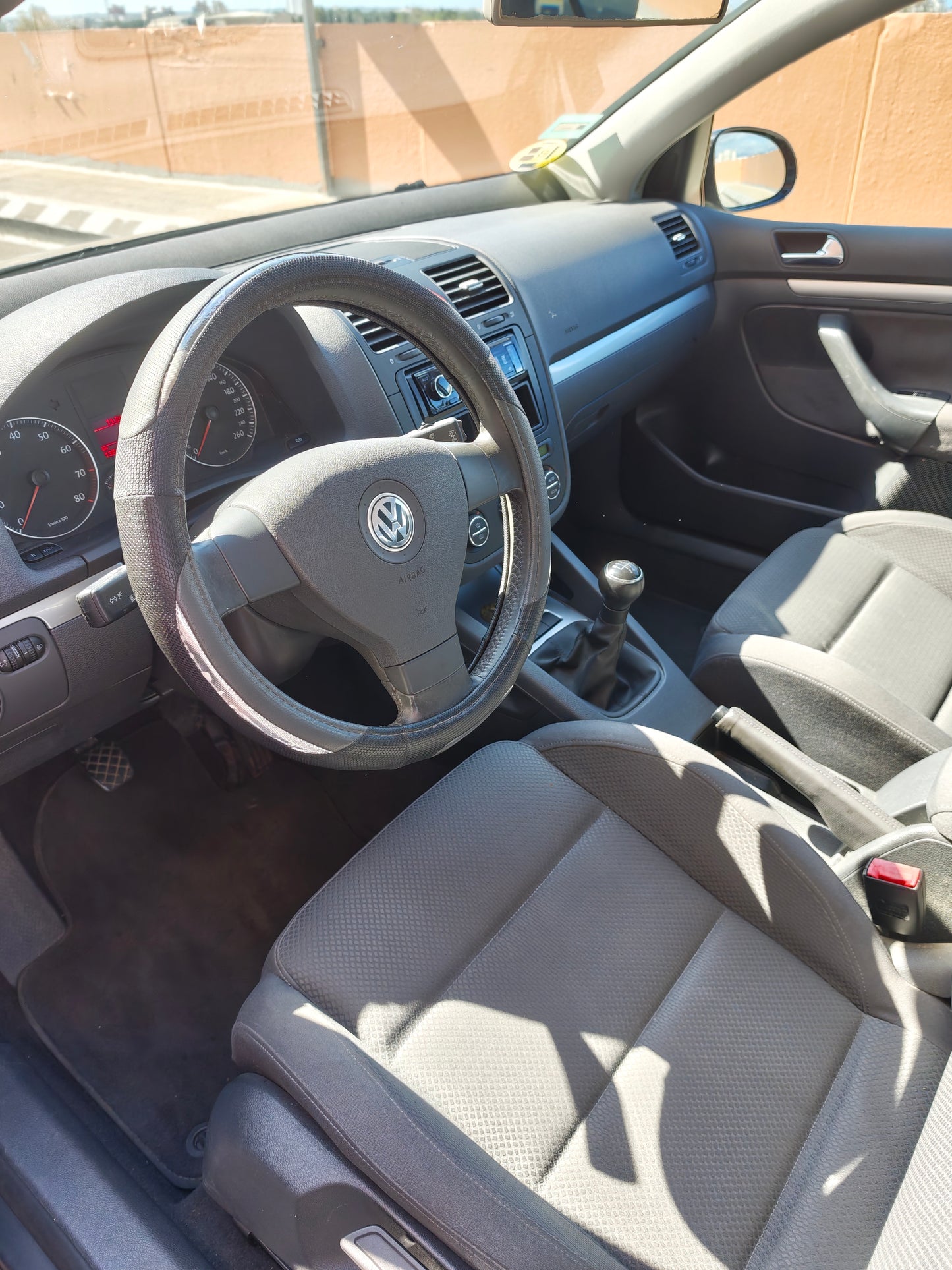 Volkswagen Golf 1.6
